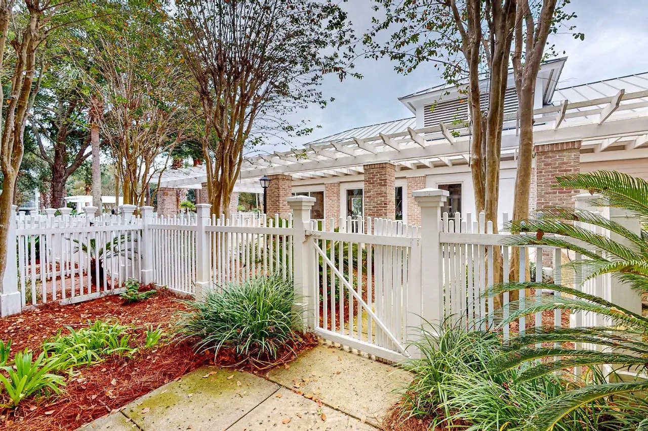 Baytowne Wharf - Pilot House #330 Apartment Destin