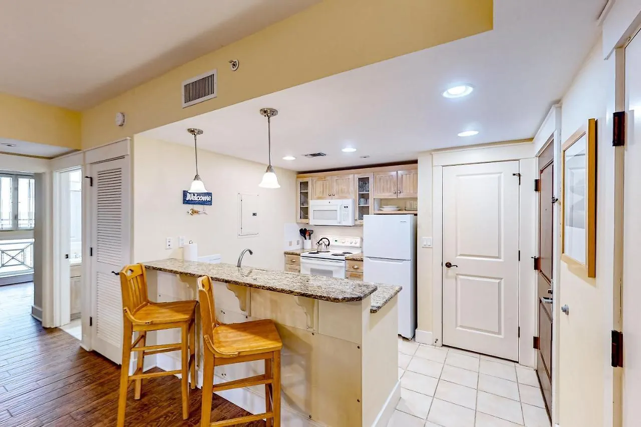 Baytowne Wharf - Pilot House #330 Apartment Destin